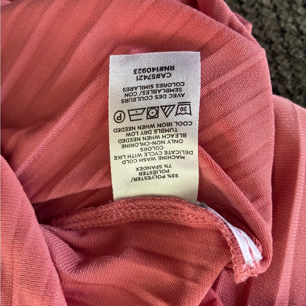 LOFT Pink Pleated Relaxed Shorts - Picture 5 of 5